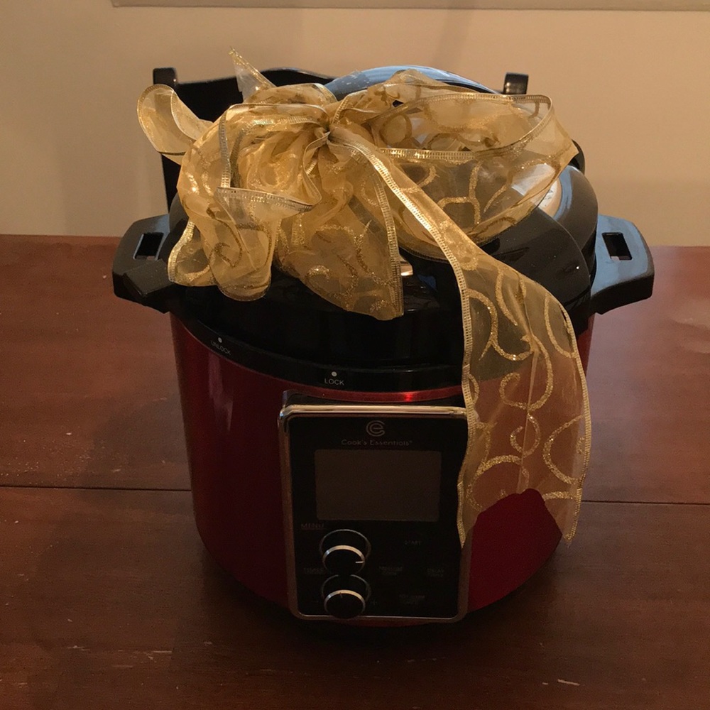 Cooks essential 6qt deluxe Pro Pressure Cooker